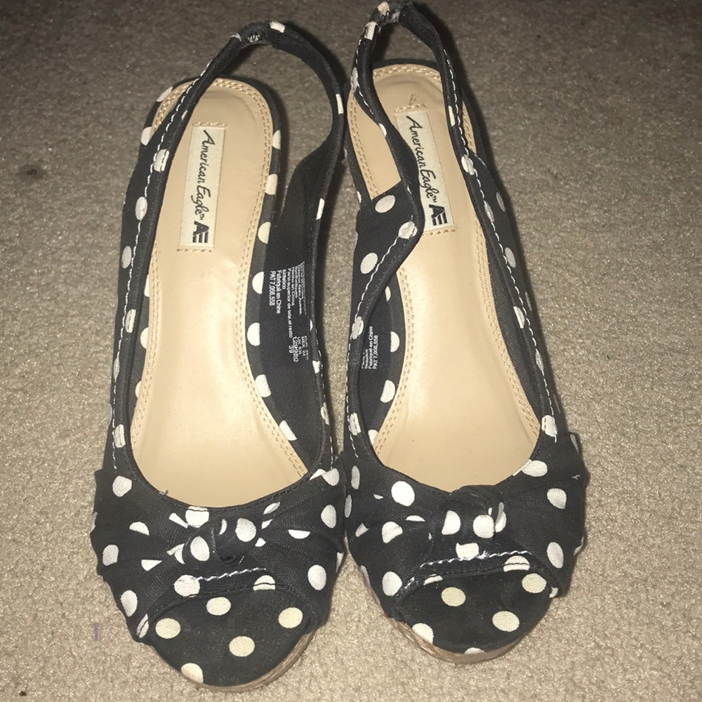 American eagle sandals